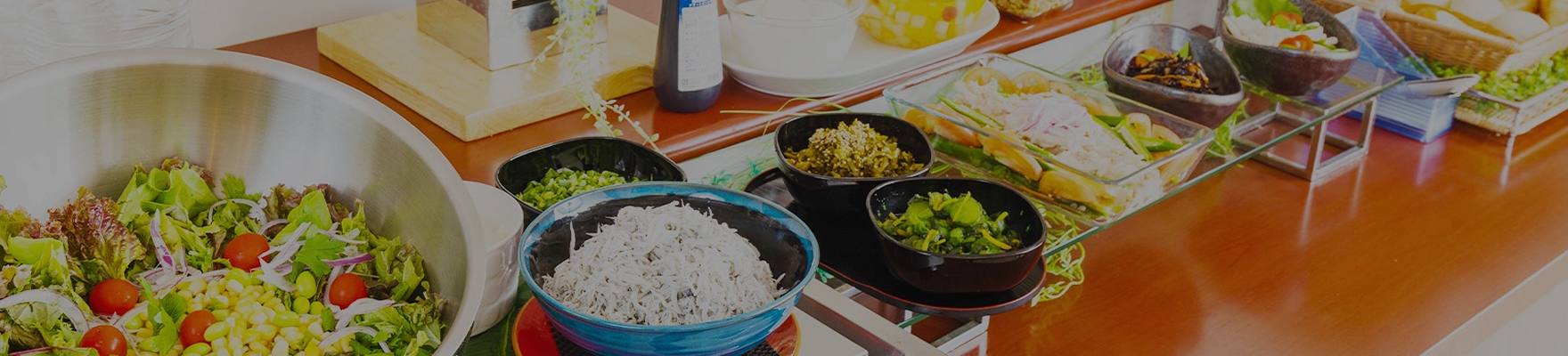 朝食