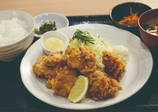 画像：唐揚げ定食