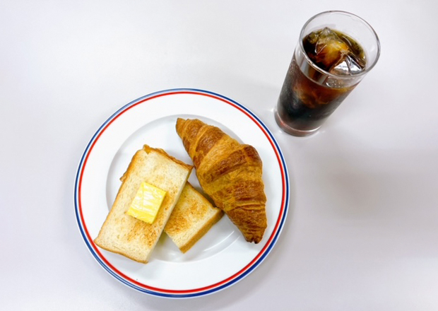 トースト＋クロワッサン ＋下記のドリンク