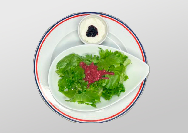 サラダ+ゆで卵＋下記のドリンク ※「ゆで卵」か「ブルーベリーソースヨーグルト」を選ぶことができます。