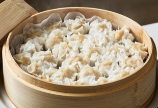 せいろで蒸したて あつあつシュウマイ