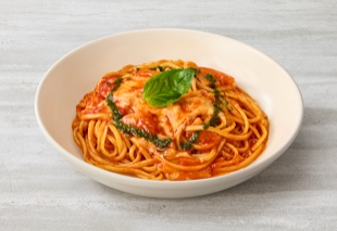 とろ～りモッツアレラのトマトソース 生パスタ