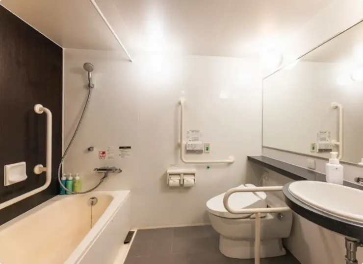 ユニバーサルツイン