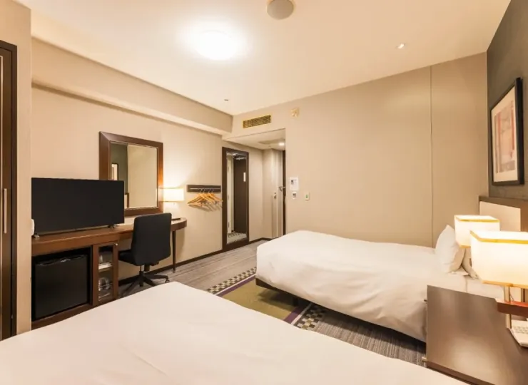 ユニバーサルツイン