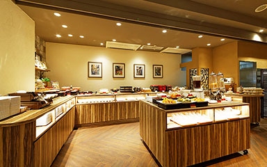 レストラン「ル・ミストラル」